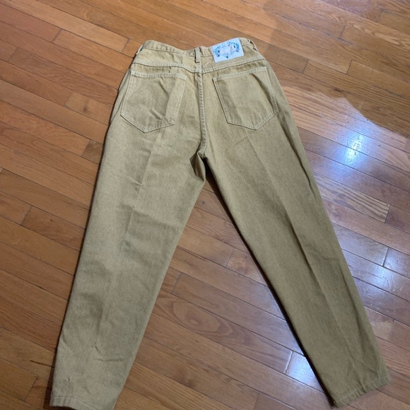 90’s Bonjour high waist tapered Leg Tan jeans Made in USA vintage 12 (runs small - Picture 3 of 10
